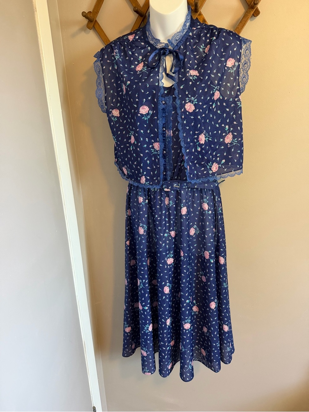 Sears Vintage Floral Lace Sheer Capelet Sundress Belted Navy Blue M
